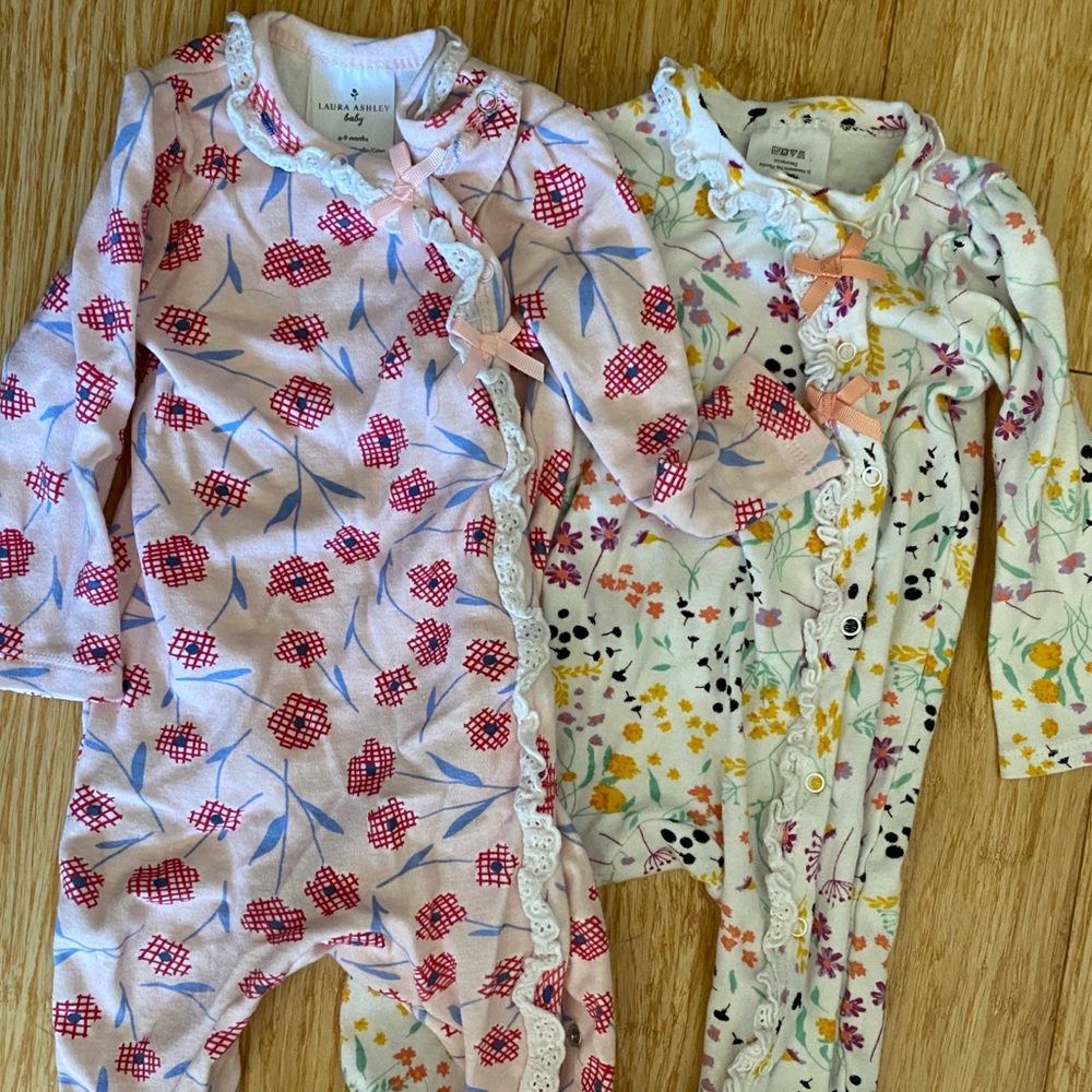 Laura Ashley Footsie Pajama Set
